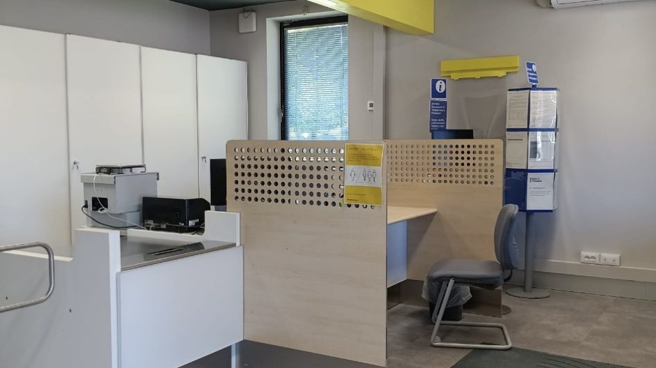 Paruzzaro, ufficio postale riaperto dopo i lavori del 